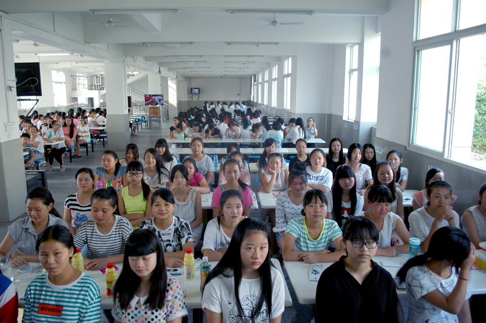 鄂东女子学校