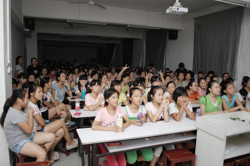 鄂东女子学校