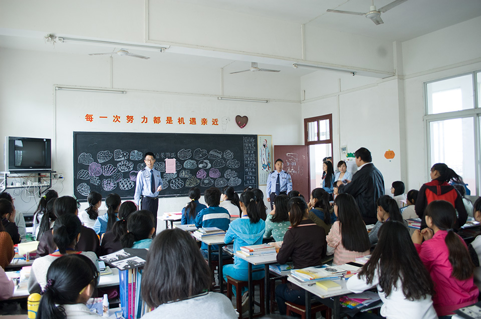 鄂东女子学校