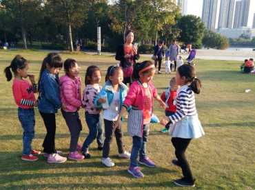 秋风送爽日，游学正当时——我校组织秋游活动