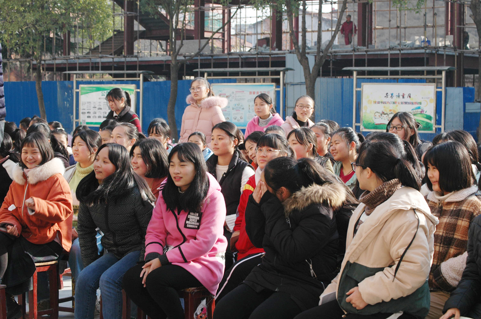鄂东女子学校