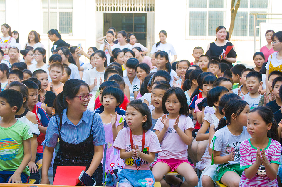 鄂东女子学校