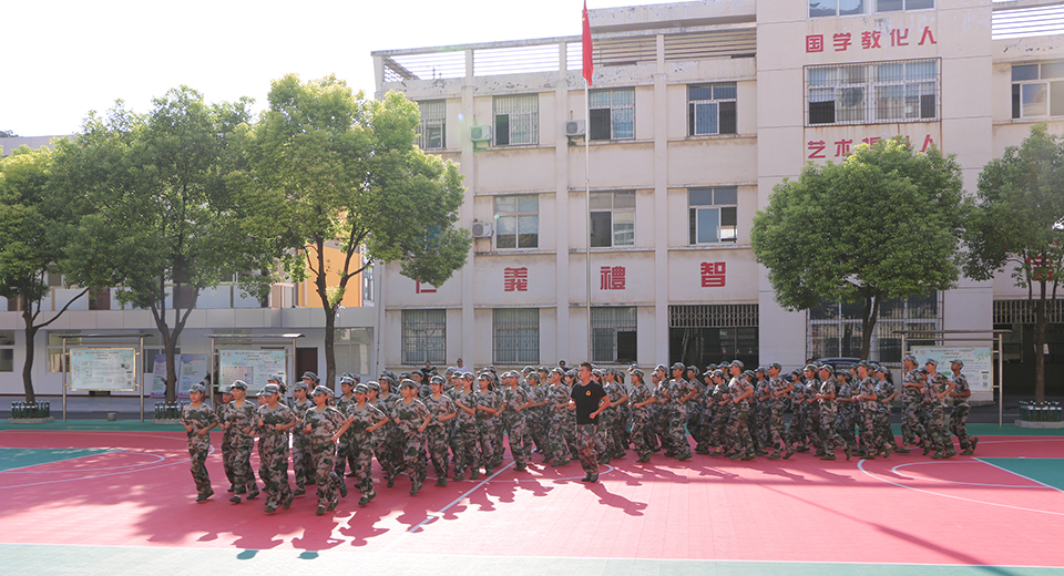 鄂东女子学校