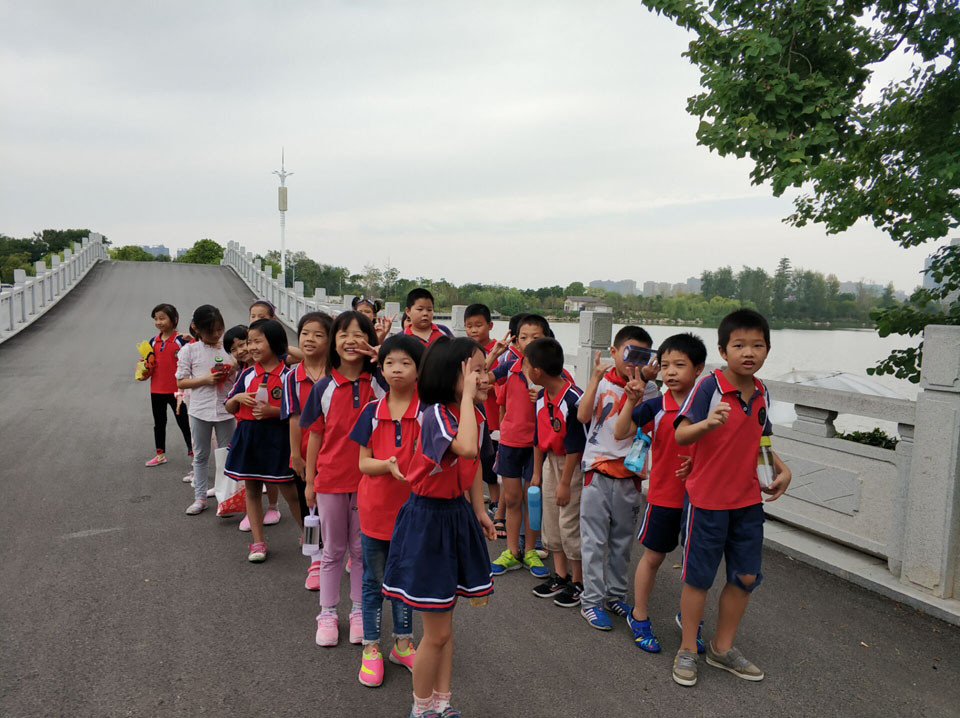 鄂东女子学校