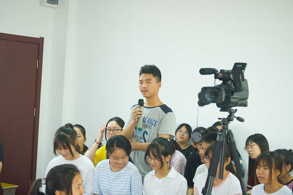 鄂东女子学校