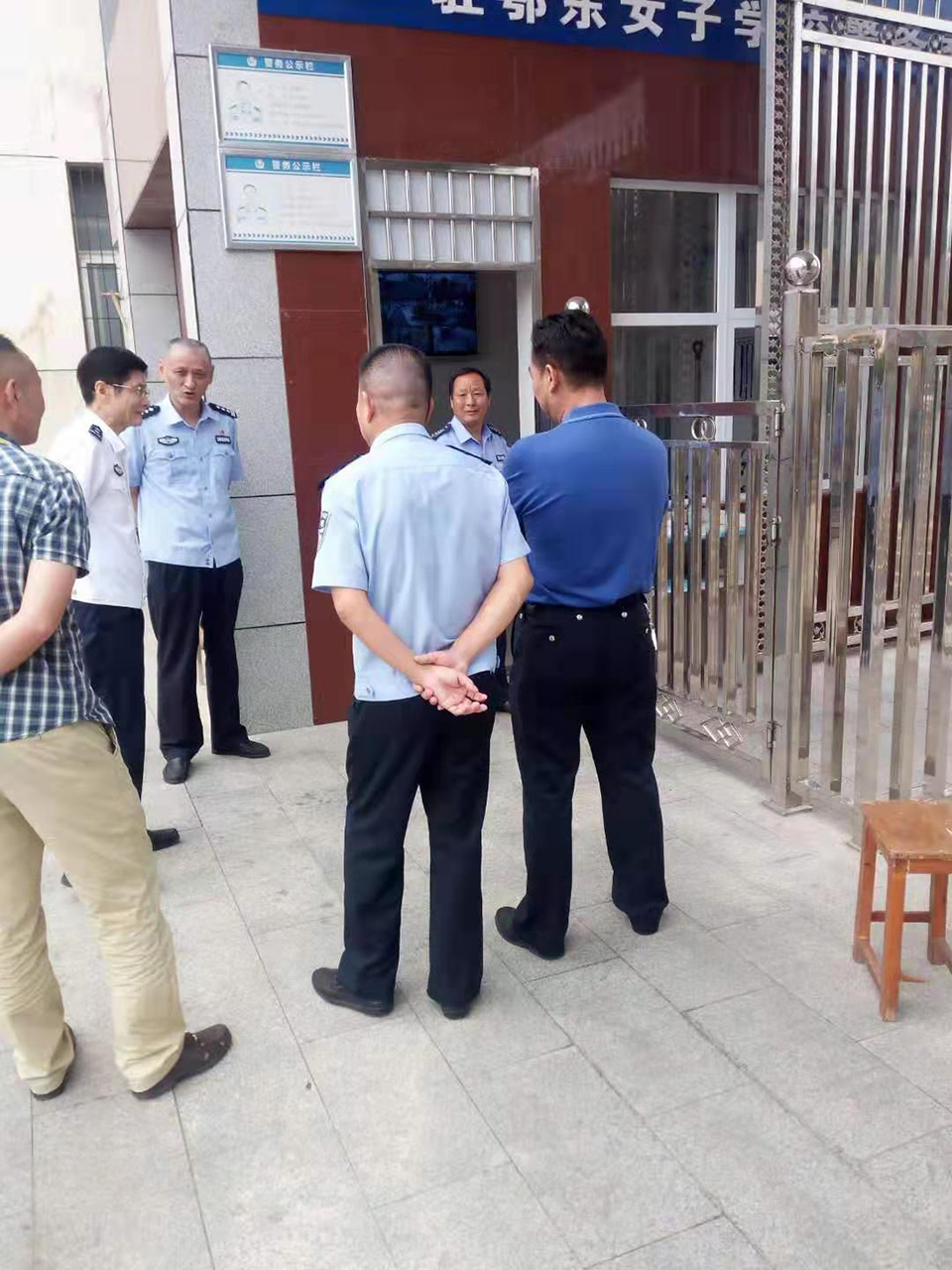 省公安厅督查组来我校进行校园安全工作检查