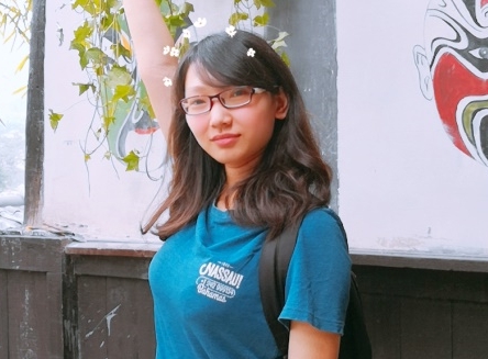 历史教师 余航